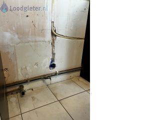 Loodgieter Hoekstopkraantje vervangen Waterkraan kwart slag draaien