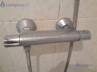 Loodgieter Langzaam vullend reservoir Douchekraan