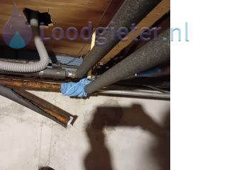 Loodgieter Cv leiding verroest Lekkage CV-leiding woonboot