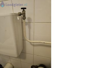 Loodgieter Stortbak wc vervangen Reparatie stortbak