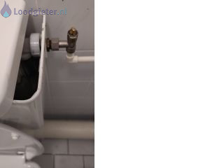 Loodgieter Houten Reservoir toilet vult niet