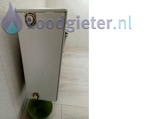 Loodgieter Radiator ontluchten Lekkage van de ontluchter