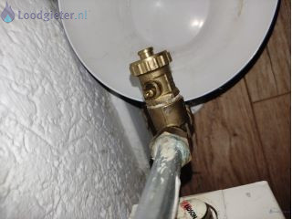 Loodgieter CV Lekkage Lekkage aftappunt radiator