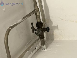 Loodgieter Installatie kraan Vast zittende (wellicht geroest) hoofdkraan