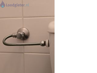 Loodgieter Hoekstopkraantje vervangen Lekkage hoekstopkraantje staand toilet