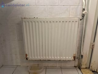 Loodgieter verroeste radiator Verroeste radiator